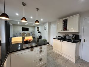 Photo 8- click for photo gallery